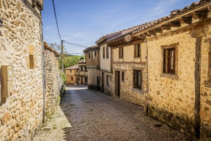 Un pueblo medieval con rincones que no puedes perderte