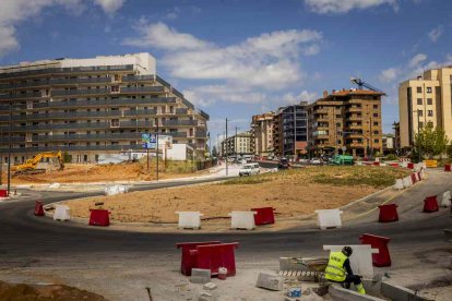 Los nuevos viales ya toman forma