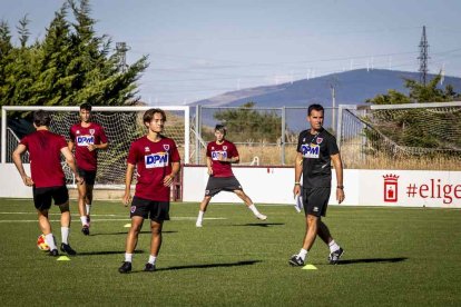 El equipo jugará en 3ª RFEF tras el ascenso de la temporada pasada