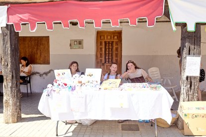 Berlanga de Duero pone el mejor marco posible al Mercado Medieval, una iniciativa que recuerda el pasado de la localidad.