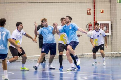 Buen partido del equipo de Soria que ofrece una imagen ilusionante