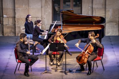 Cuarteto de música de cámara en el Instituto Antonio Machado