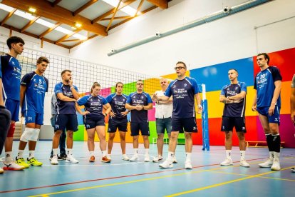 Los celestes del Grupo Herce de voley inician la campaña 25/26