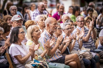 El conjunto de Jose Manuel Aceña llenó la plaza