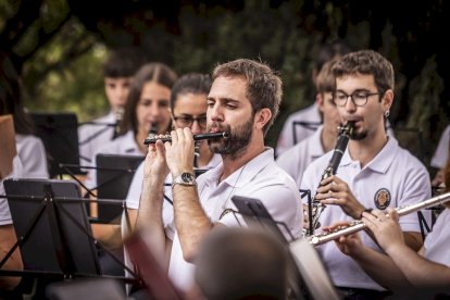 El conjunto de Jose Manuel Aceña llenó la plaza