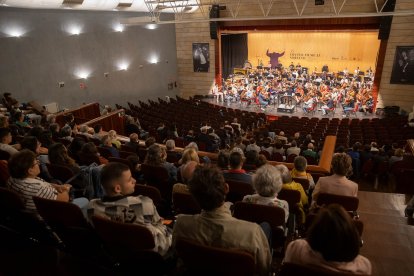 Para finalizar el acto la ONE homenajeó al gran Odón Alonso.