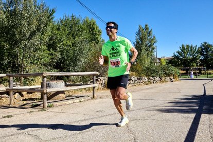 Un centenar de participantes se dieron cita en la Carrera de Golmayo.
