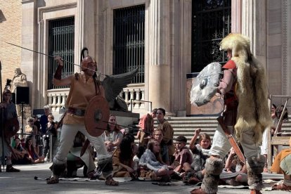 Actuación de Tierraquemada a las puertas del Museo Arqueológico Nacional de Madrid