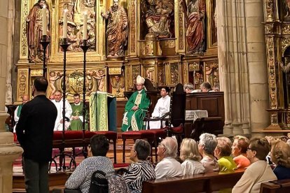 Un emotivo acto que tendrá su continuación en la Catedral de El Burgo de Osma