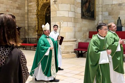 Un emotivo acto que tendrá su continuación en la Catedral de El Burgo de Osma