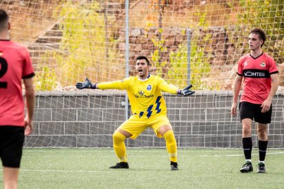 El Calasanz perdió en el segundo partido de la temporada
