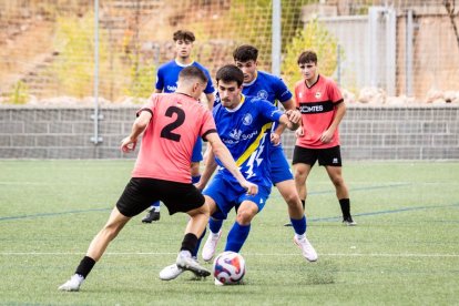 El Calasanz perdió en el segundo partido de la temporada