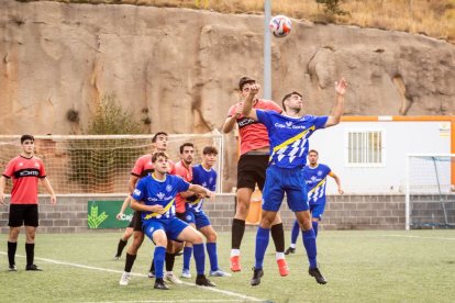 El Calasanz perdió en el segundo partido de la temporada