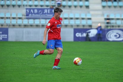 Primera derrota de los sorianos en su visita a La Balastera
