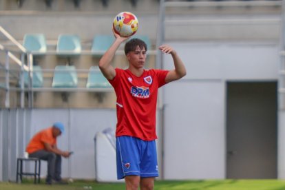 Primera derrota de los sorianos en su visita a La Balastera