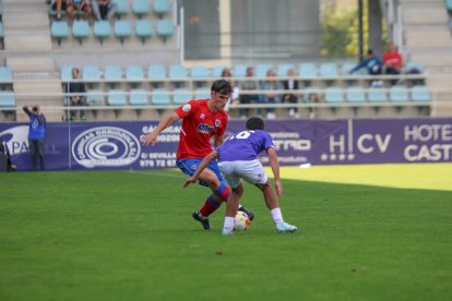Primera derrota de los sorianos en su visita a La Balastera
