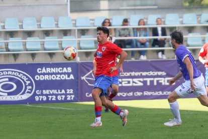 Primera derrota de los sorianos en su visita a La Balastera