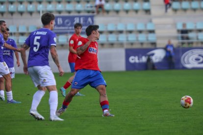 Primera derrota de los sorianos en su visita a La Balastera