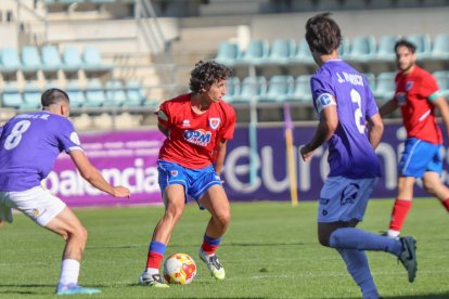 Primera derrota de los sorianos en su visita a La Balastera