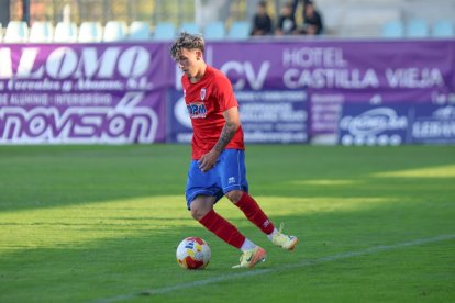 Primera derrota de los sorianos en su visita a La Balastera