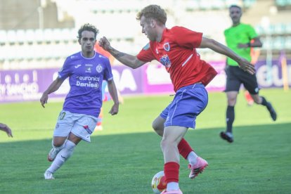 Primera derrota de los sorianos en su visita a La Balastera