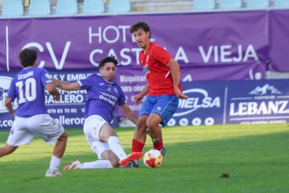 Primera derrota de los sorianos en su visita a La Balastera