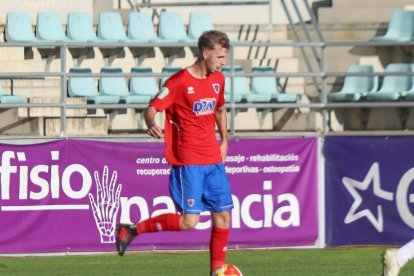 Primera derrota de los sorianos en su visita a La Balastera
