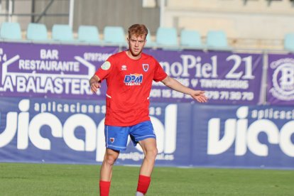 Primera derrota de los sorianos en su visita a La Balastera