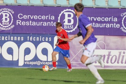 Primera derrota de los sorianos en su visita a La Balastera