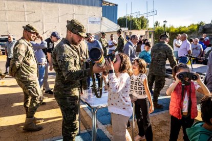 Los niños conocieron los Centauros y las armas del Ejército