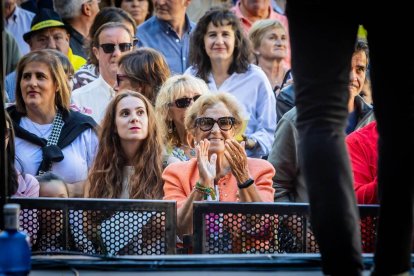 Cientos de personas bailaron en la Plaza Mayor