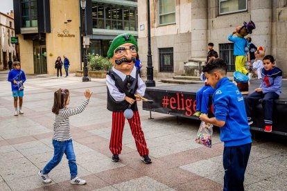 La diversión de los niños sirvió de homenaje al joven fallecido
