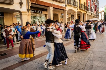 Una fiesta de tradiciones para la mañana del sábado