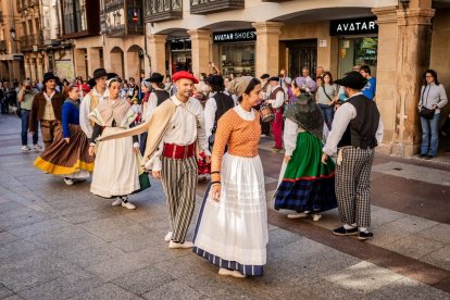 Una fiesta de tradiciones para la mañana del sábado