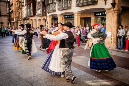 Una fiesta de tradiciones para la mañana del sábado