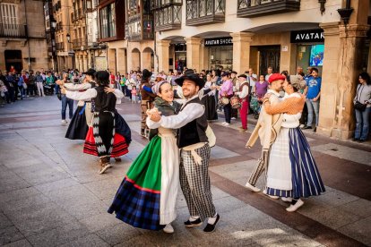Una fiesta de tradiciones para la mañana del sábado