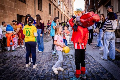 Los porrazos sonaron en la Plaza Fuente Cabrejas