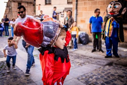 Los porrazos sonaron en la Plaza Fuente Cabrejas
