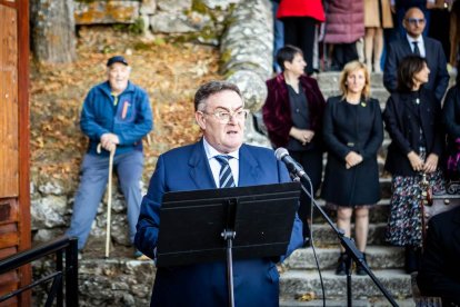 El acto se produjo tras la misa en la ermita