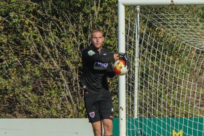 Nueva derrota del filial rojillo