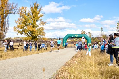 César Giaquinta y Marina Girona ganan la XIV Carrera Verde de la Guardia Civil.