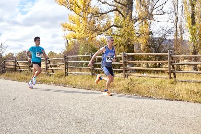 César Giaquinta y Marina Girona ganan la XIV Carrera Verde de la Guardia Civil.