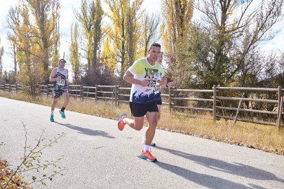 César Giaquinta y Marina Girona ganan la XIV Carrera Verde de la Guardia Civil.