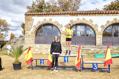 César Giaquinta y Marina Girona ganan la XIV Carrera Verde de la Guardia Civil.