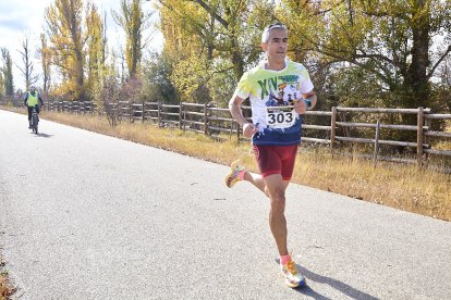 César Giaquinta y Marina Girona ganan la XIV Carrera Verde de la Guardia Civil.