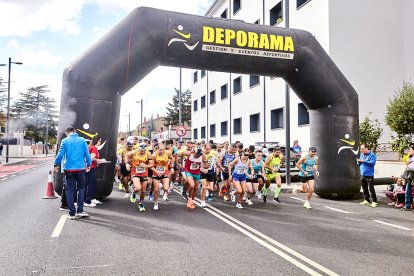 César Giaquinta y Marina Girona ganan la XIV Carrera Verde de la Guardia Civil.