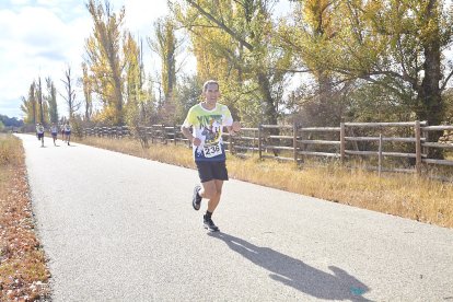 César Giaquinta y Marina Girona ganan la XIV Carrera Verde de la Guardia Civil.