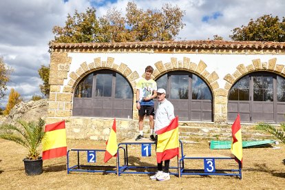 César Giaquinta y Marina Girona ganan la XIV Carrera Verde de la Guardia Civil.