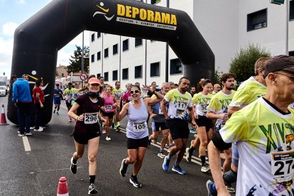 César Giaquinta y Marina Girona ganan la XIV Carrera Verde de la Guardia Civil.