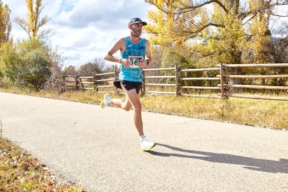 César Giaquinta y Marina Girona ganan la XIV Carrera Verde de la Guardia Civil.